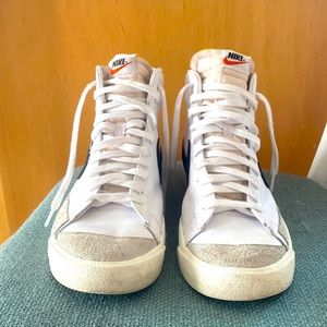 NIKE HIGH TOP MENS BLAZER SNEAKERS
